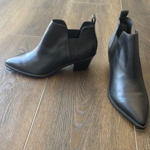 Dolce Vita black booties size 8.5 new